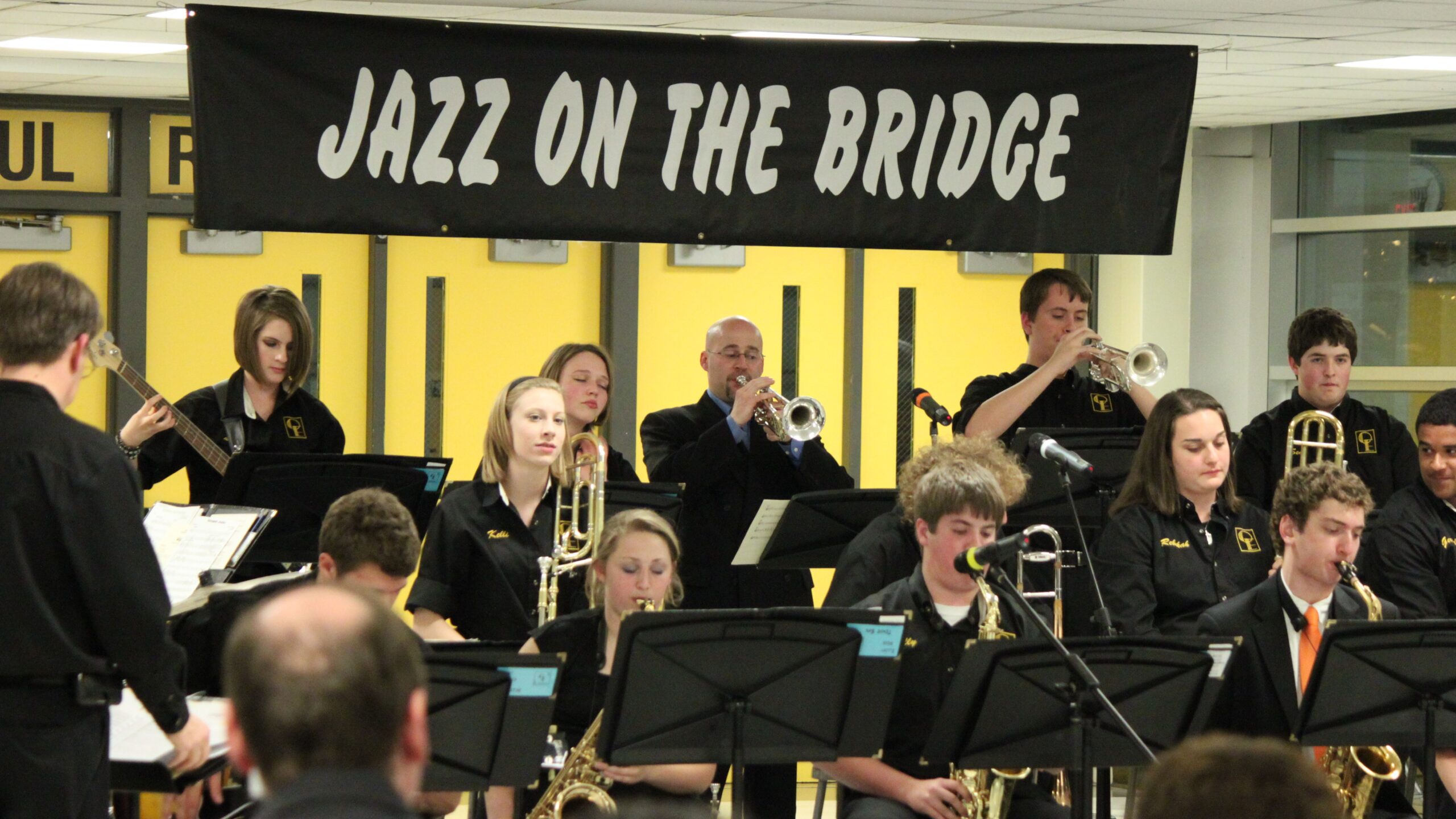 2011 Shawnee Mission West Overland Express Jazz Band playing in the Jazz on the Bridge concert.